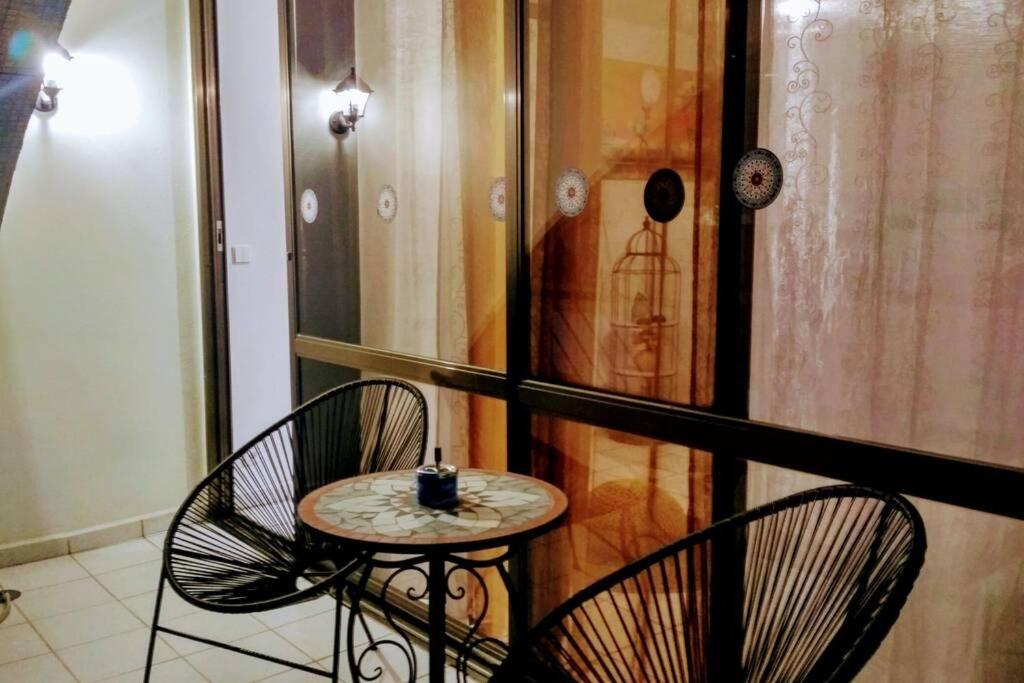 Liz'S Place Eilat Exterior photo